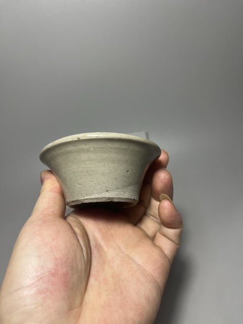 古玩陶瓷龍泉青瓷撇口杯真品鑒賞圖