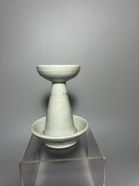 古玩陶瓷青釉燭臺真品鑒賞圖