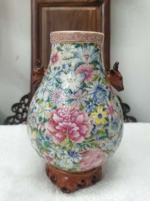 古玩陶瓷粉彩百花不落地鹿頭尊真品鑒賞圖