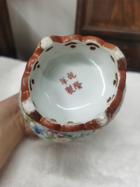 古玩陶瓷粉彩百花不落地鹿頭尊真品鑒賞圖