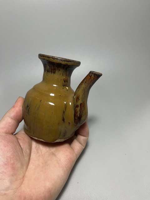 古玩陶瓷褐釉酒壺真品鑒賞圖