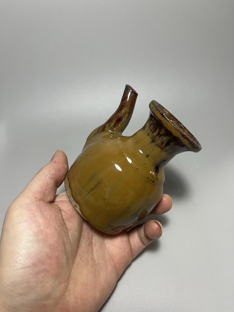 古玩陶瓷褐釉酒壺真品鑒賞圖