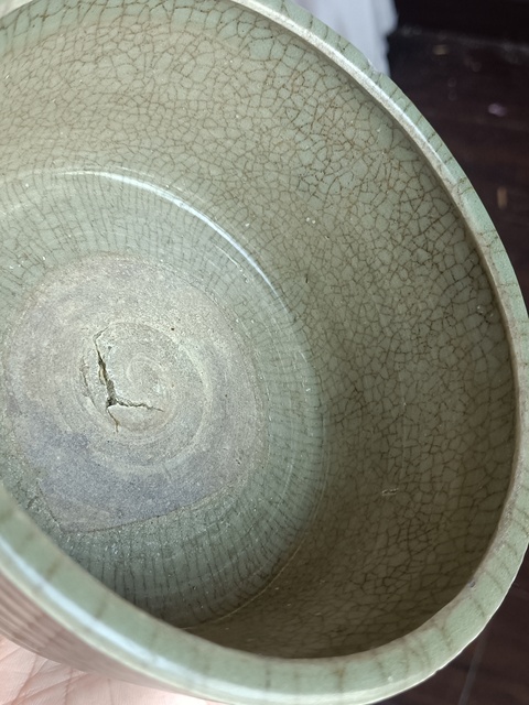 古玩陶瓷龍泉青瓷香爐拍賣，當前價格1800元