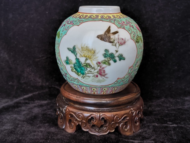 古玩陶瓷花鳥紋粉彩罐真品鑒賞圖