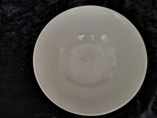 古玩陶瓷清中紫金釉碗真品鑒賞圖
