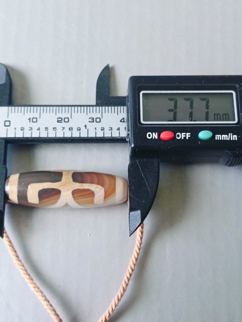 古玩玉器瑪瑙天珠拍賣,當前價格68元