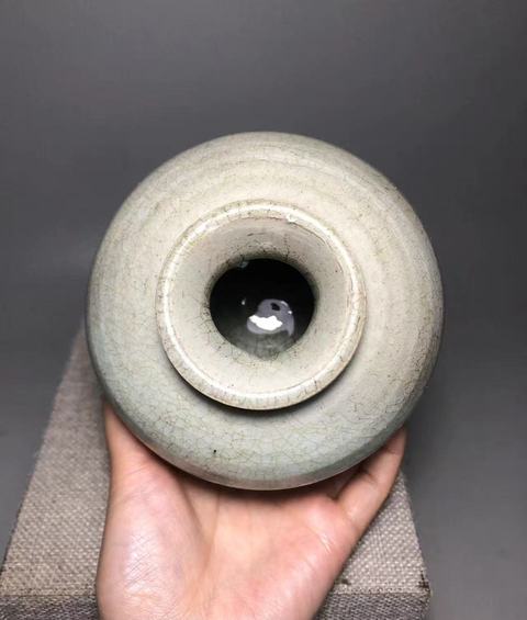 古玩陶瓷哥釉罐真品鑒賞圖