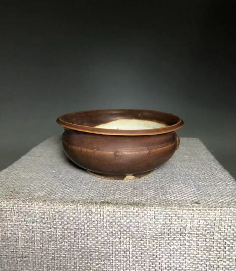 古玩陶瓷德化窯紫金釉香爐真品鑒賞圖
