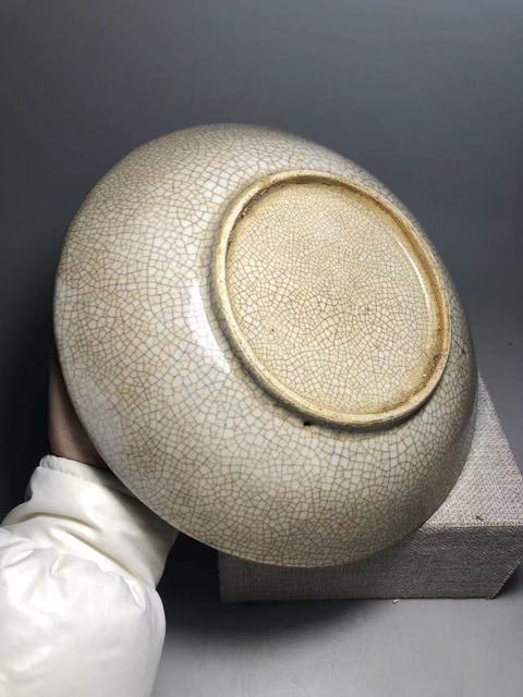 古玩陶瓷哥釉盤真品鑒賞圖