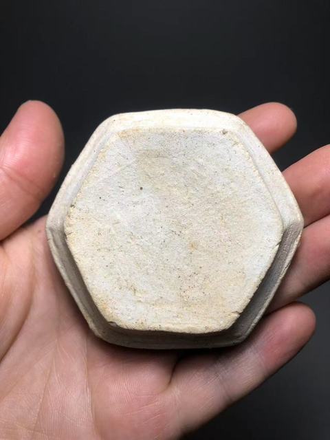 古玩陶瓷青白釉六方粉盒真品鑒賞圖