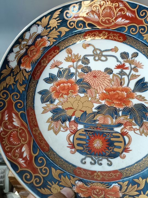 古玩陶瓷青花礬紅描金盤(pán)真品鑒賞圖