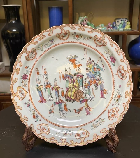 古玩陶瓷乾隆廣彩精品太子出游人物紋盤拍賣，當(dāng)前價(jià)格5777元
