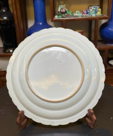 古玩陶瓷乾隆廣彩精品太子出游人物紋盤拍賣，當(dāng)前價(jià)格5777元