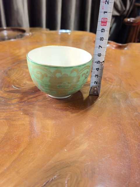 古玩陶瓷綠釉描金花卉紋杯拍賣，當前價格299元