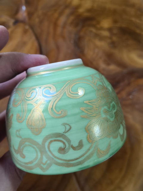 古玩陶瓷綠釉描金花卉紋杯拍賣，當前價格299元