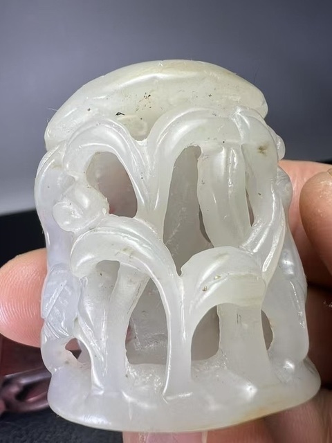 古玩玉器和田玉雕“爐頂”真品鑒賞圖