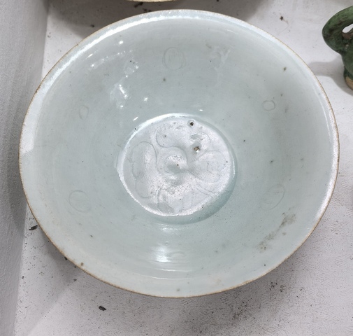 古玩陶瓷湖田窯青白釉刻花碗真品鑒賞圖