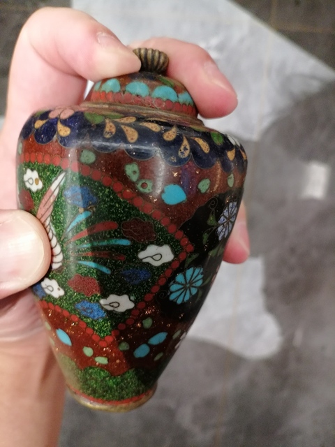 古玩銅器晚清景泰藍(lán)瓶拍賣,當(dāng)前價(jià)格3000元