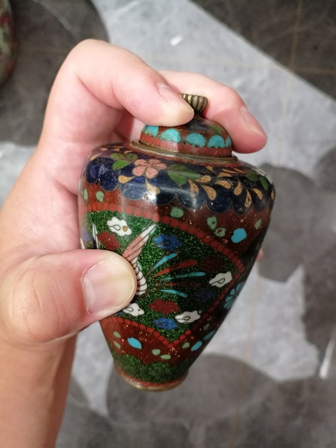 古玩銅器晚清景泰藍(lán)瓶拍賣,當(dāng)前價(jià)格3000元