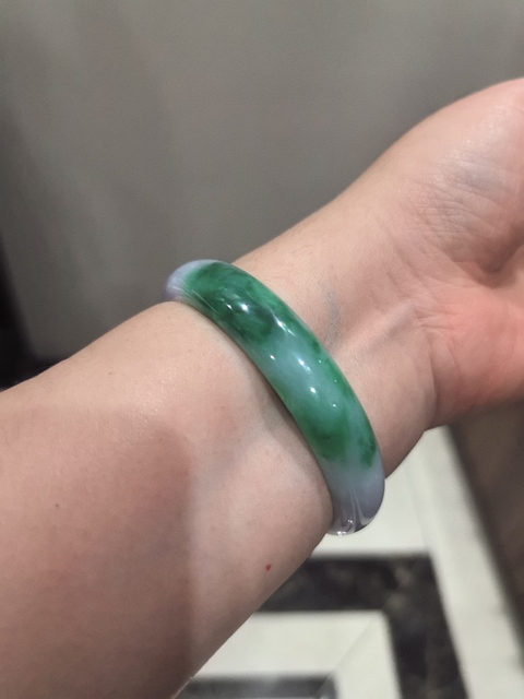 古玩玉器天然翡翠手鐲真品鑒賞圖