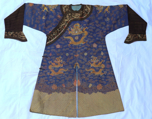 古玩雜項(xiàng)蟒袍真品鑒賞圖