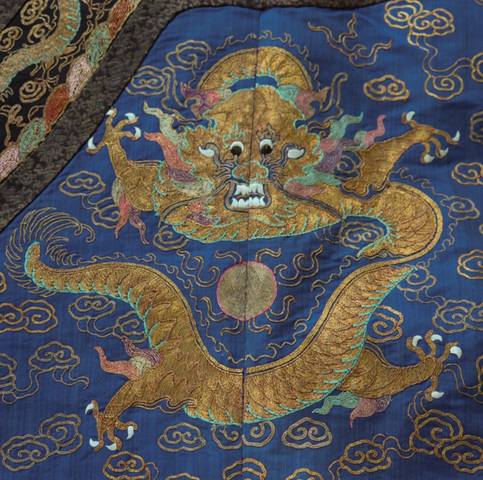 古玩雜項(xiàng)蟒袍真品鑒賞圖