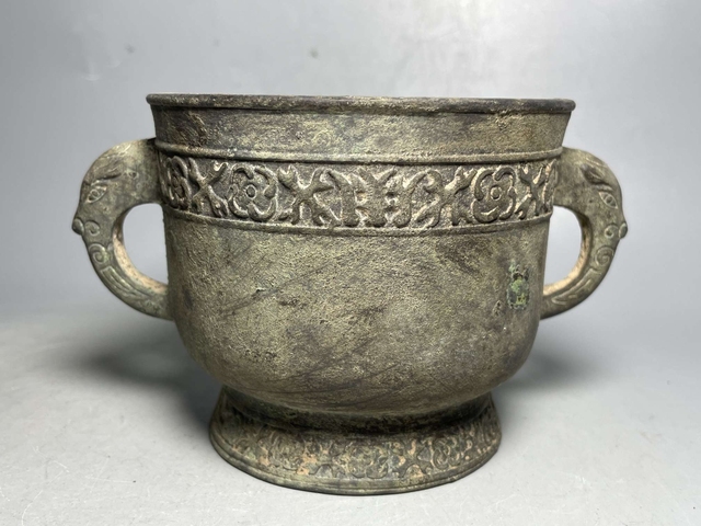 古玩銅器簋式爐真品鑒賞圖
