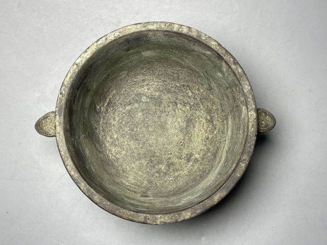 古玩銅器簋式爐真品鑒賞圖