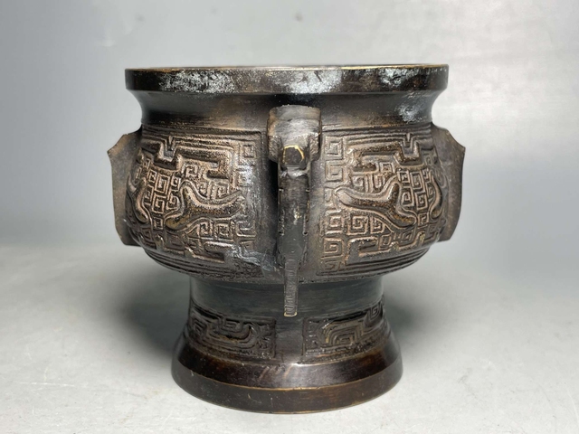 古玩銅器簋式爐真品鑒賞圖