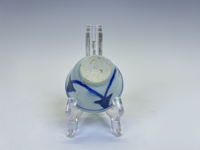 古玩陶瓷清中期·青花花卉杯拍賣,當前價格0元