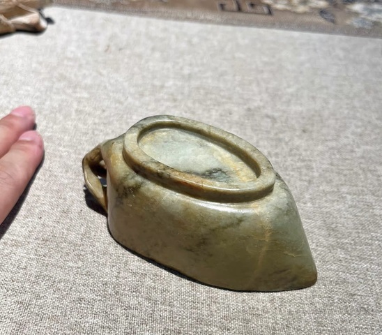 古玩玉器地方料把杯真品鑒賞圖