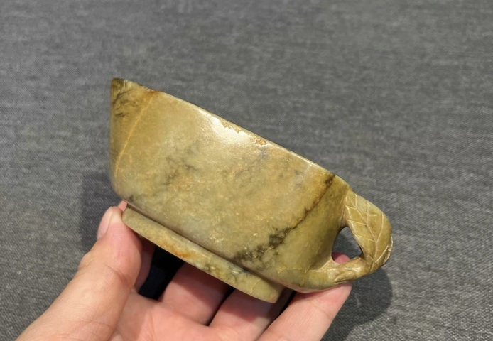 古玩玉器地方料把杯真品鑒賞圖