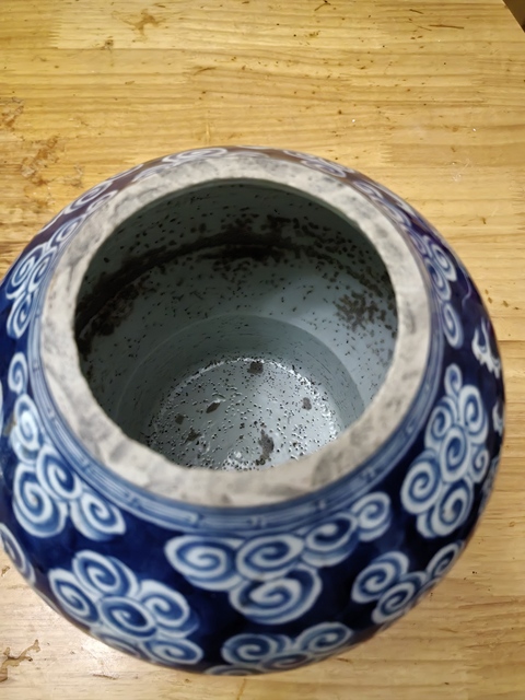 古玩陶瓷云龍紋青花罐標(biāo)本真品鑒賞圖