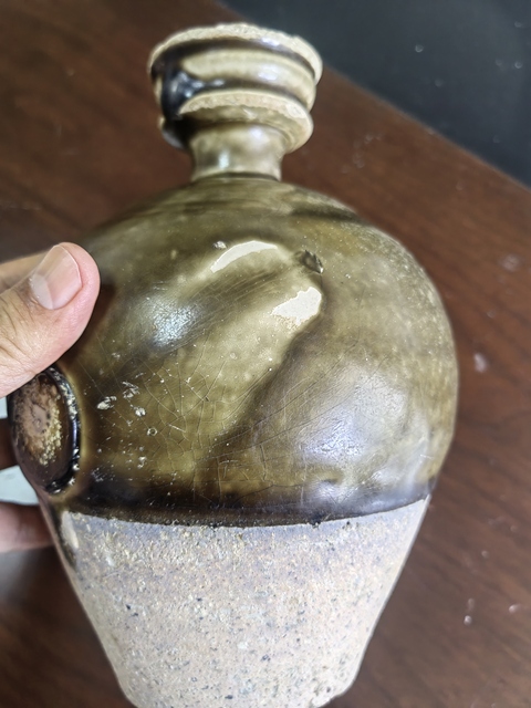 古玩陶瓷青釉盤口瓶真品鑒賞圖