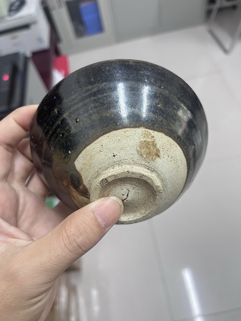 古玩陶瓷金代黑釉盞真品鑒賞圖
