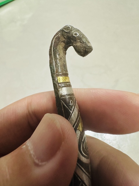 古玩銅器后錯青銅帶鉤真品鑒賞圖