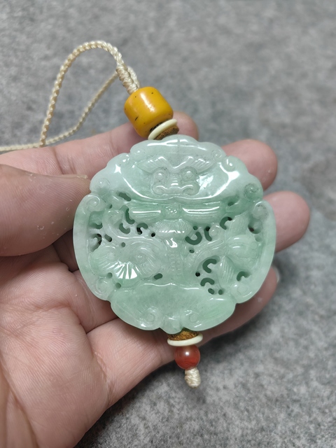 古玩玉器香囊真品鑒賞圖