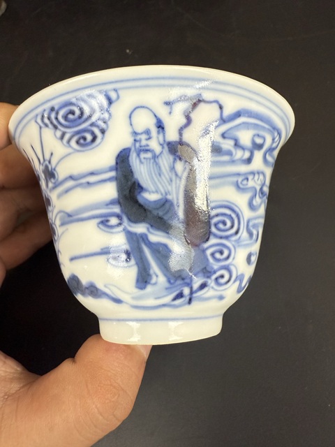 古玩陶瓷青花杯真品鑒賞圖