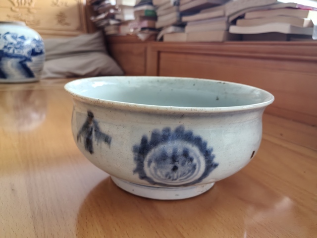 古玩陶瓷吉語紋青花香爐真品鑒賞圖