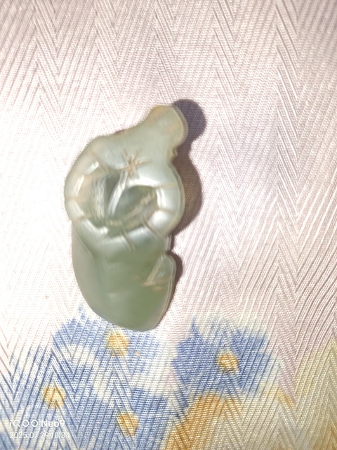 古玩玉器岫玉雕“臥牛”擺件真品鑒賞圖