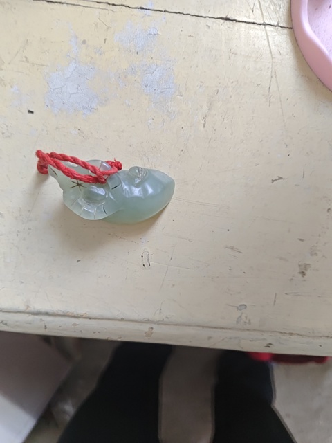 古玩玉器岫玉雕“臥?！睌[件拍賣(mài)，當(dāng)前價(jià)格2000元