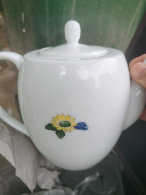 古玩陶瓷粉彩花卉紋壺真品鑒賞圖