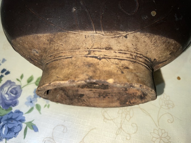古玩陶瓷褐釉抱月瓶真品鑒賞圖