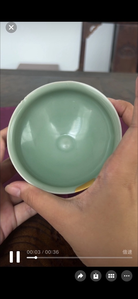 古玩陶瓷龍泉窯束口盞真品鑒賞圖