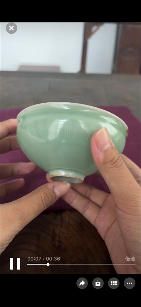 古玩陶瓷龍泉窯束口盞真品鑒賞圖