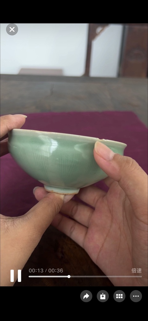 古玩陶瓷龍泉窯束口盞真品鑒賞圖