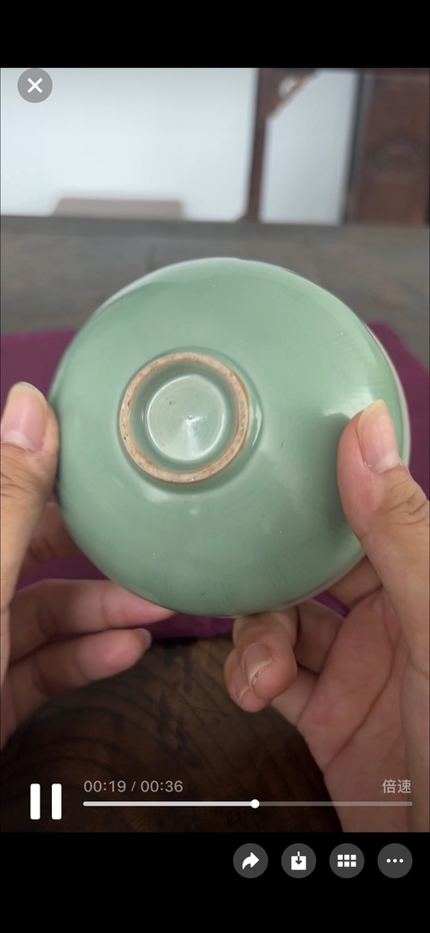 古玩陶瓷龍泉窯束口盞真品鑒賞圖