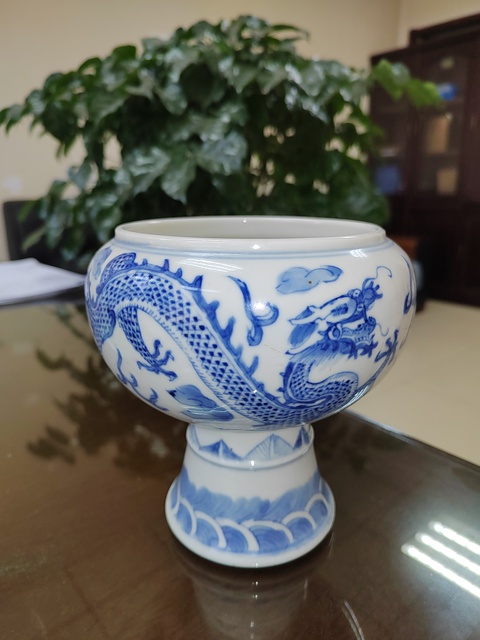 古玩陶瓷青花雙龍趕珠紋斗真品鑒賞圖