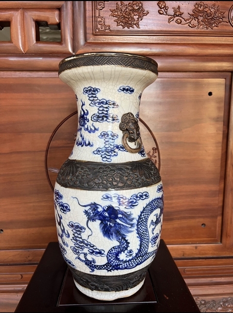 古玩陶瓷哥釉地鐵銹釉青花瓶真品鑒賞圖