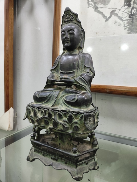 古玩銅器銅觀音真品鑒賞圖